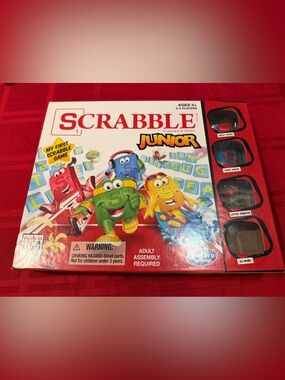 HASBRO SCRABBLE JUNIOR BOARD GAME EUC
